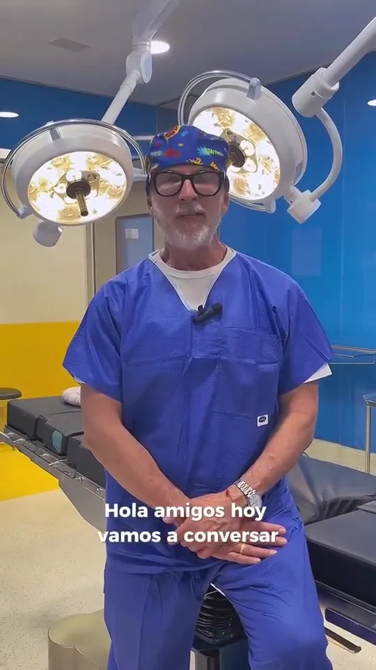 Complicaciones del aumento de pecho, explicadas por el Dr. Rada